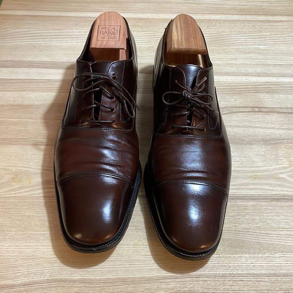 Salvatore Ferragamo brown cap toe dress shoes